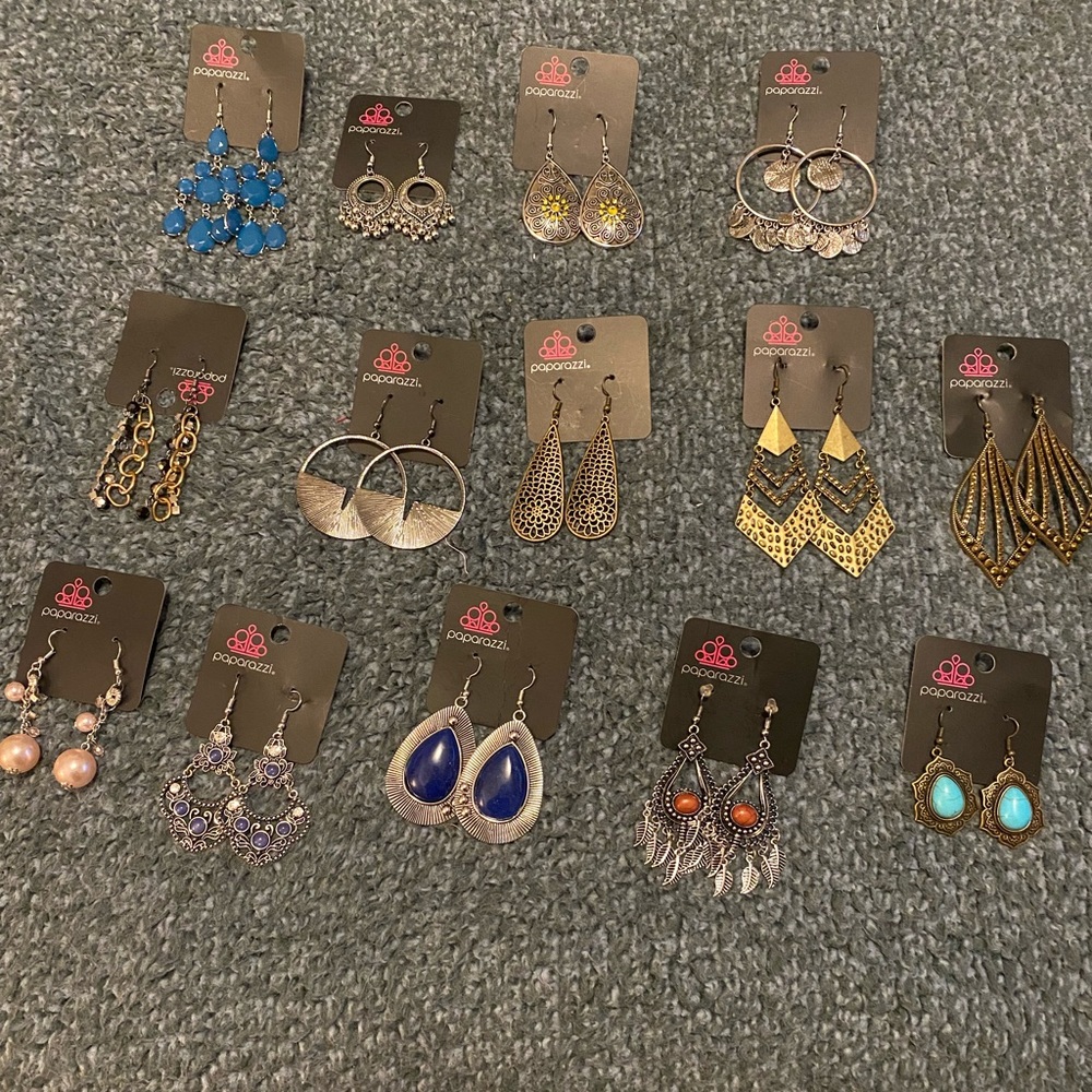 Earrings~ bundle 5 for $10